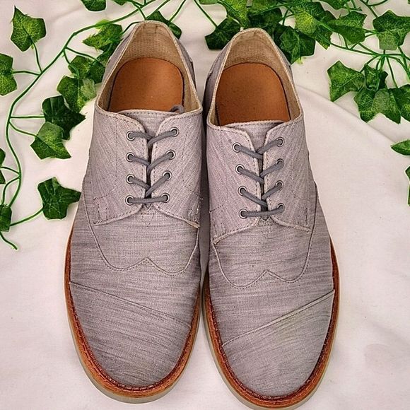 Toms. Gray Canvas. Lace Up Loafers. Size 13. - Picture 3 of 10